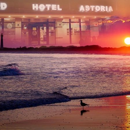 ホテル Astoria Patria ママイア エクステリア 写真