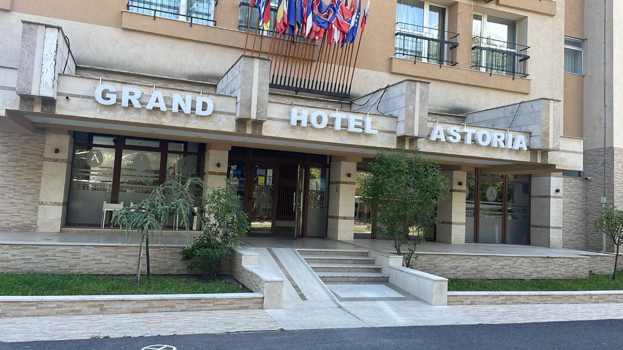 ホテル Astoria Patria ママイア エクステリア 写真